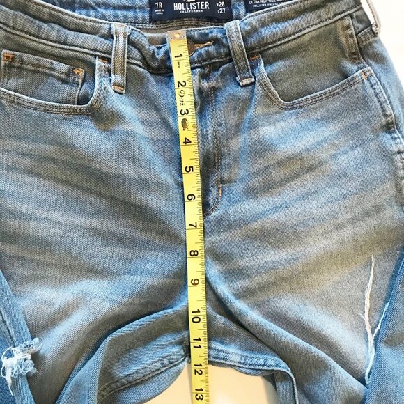 HOLLISTER Ultra High Rise Mom Vintage Stretch Ripped Jeans Womens 28 - Picture 11 of 11